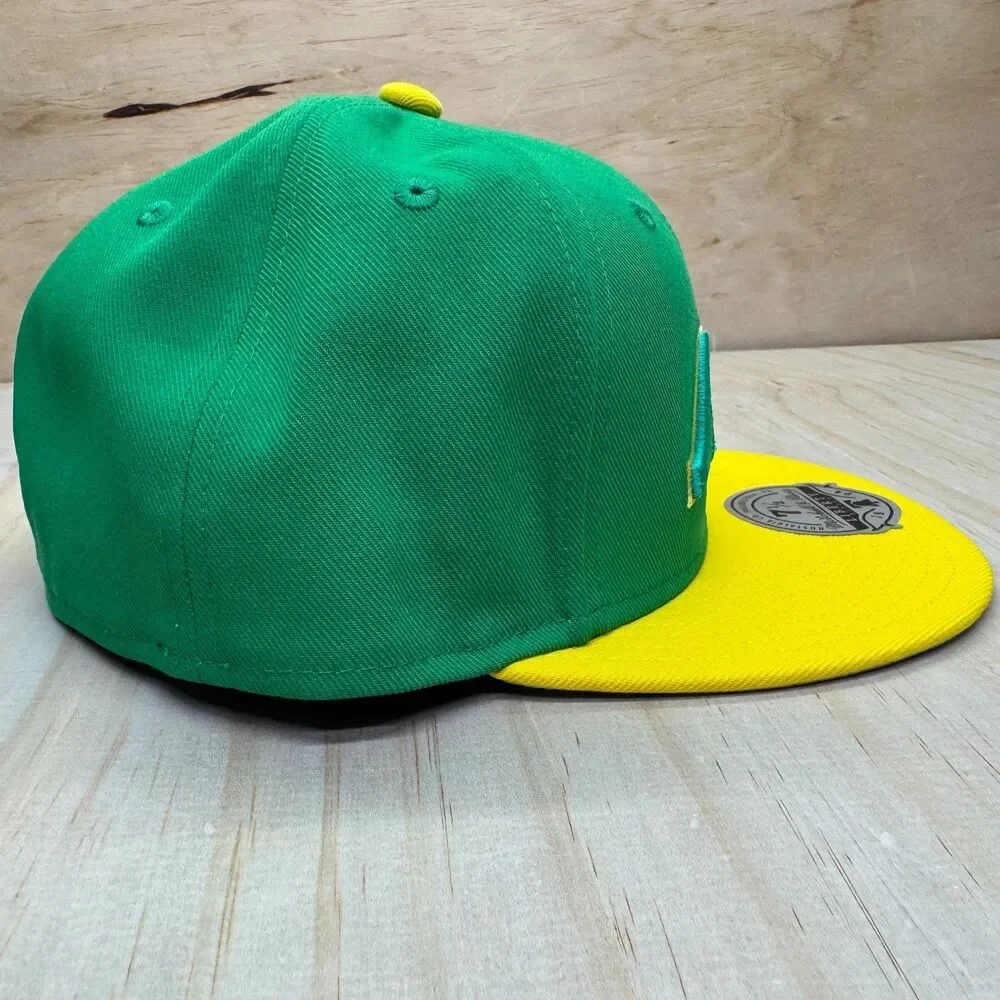 NEW California Golden Seals Mitchell Ness Liberty Fitted Hat Cap Two Tone 7 1/2